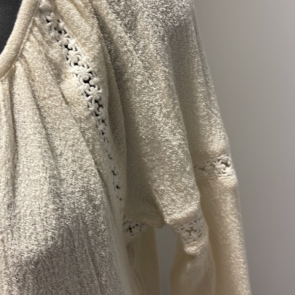 Woman’s Cream Bohemian blouse - Picture 3 of 5